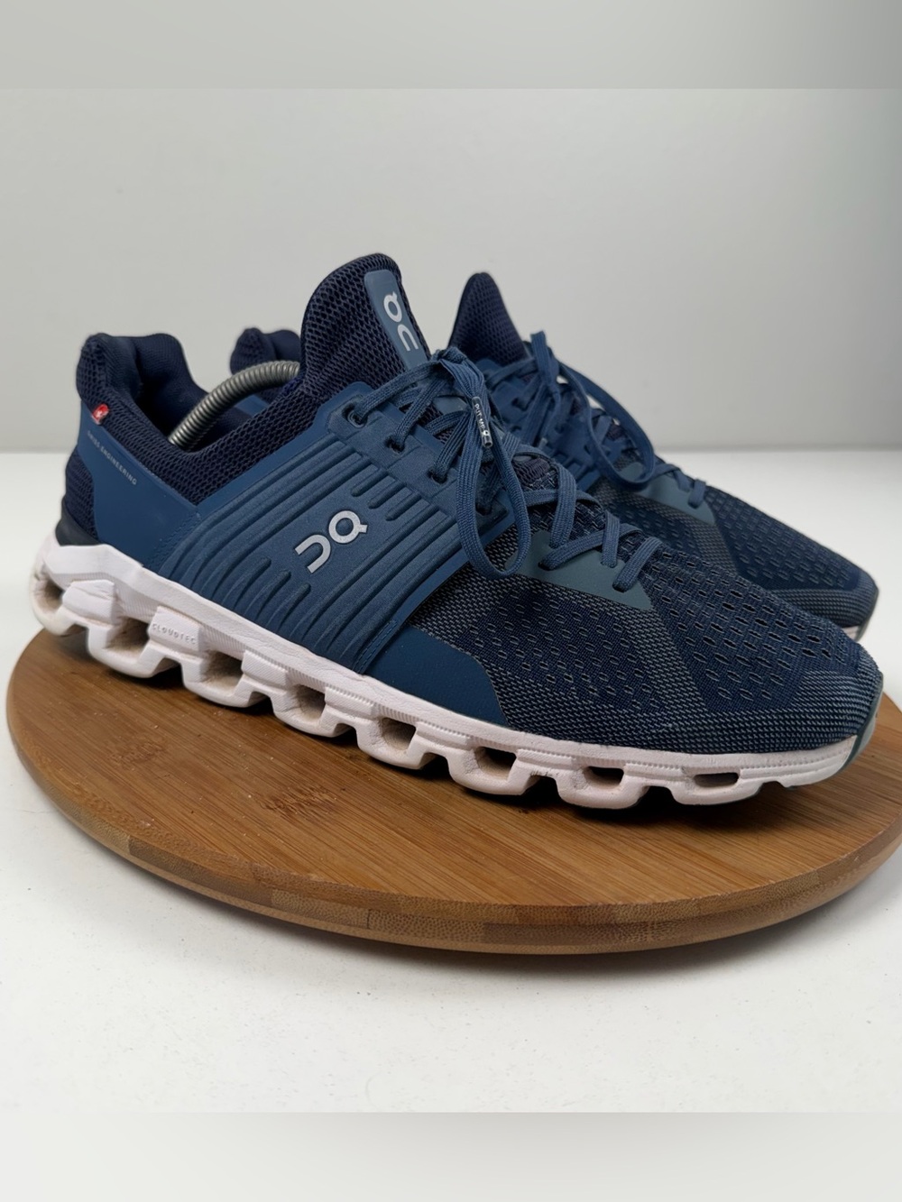On Running Men’s Cloudswift Athletic Shoes - Navy Blue/White